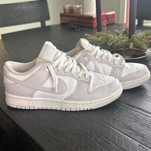 Nike Low-Top Sneakers